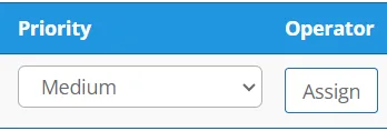 Priorita tiketu a tlačítko Assign pro přiřazení operátora
